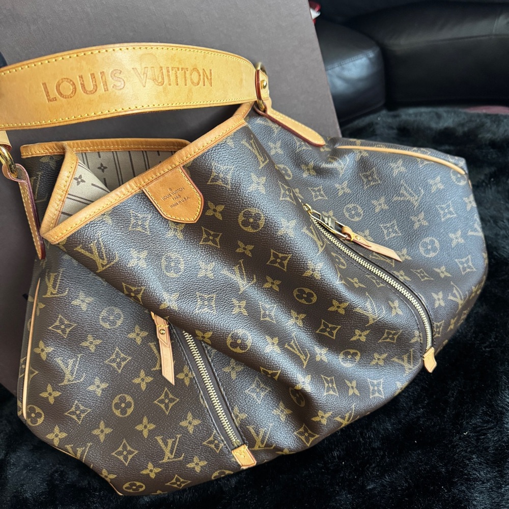Louis Vuitton Delightful GM Tote. Good condition! - Picture 17 of 17